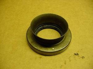 INNER AXLE SEAL-D60-35 SPLINE NS 470682