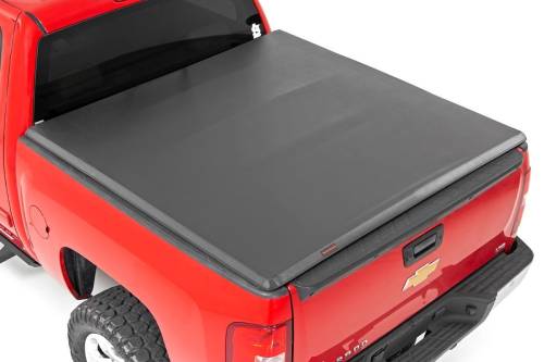 Rough Country - Rough Country Bed Cover - Tri Fold - Soft - 5'9" Bed - Chevy/GMC 1500 (07-13) - 41207550