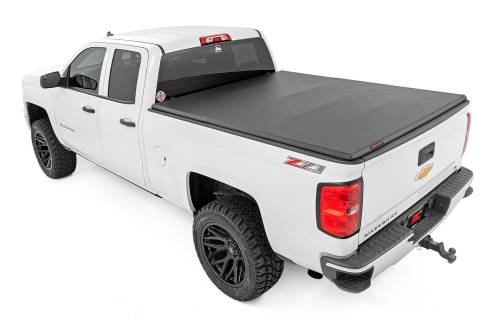 Rough Country - Rough Country Bed Cover - Tri Fold - Soft - 6'7" Bed - Chevy/GMC 1500 (14-18) - 41214650