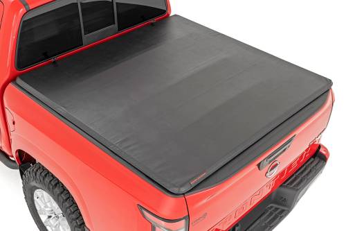 Rough Country - Rough Country Soft Tri-Fold Bed Cover - 5' Bed - Nissan Frontier (05-21) - 41805500