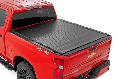 Rough Country - Rough Country Hard Roll Up Bed Cover - 5'10" Bed - Chevy/GMC Sierra 1500 (19-25)/Silverado 1500 (19-25) - 50120580