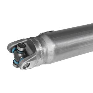 USA Standard Gear - USA Standard Aluminum Driveshaft for Chevy Silverado/GMC Sierra 4WD 68.25" Long - ZDS105004A - Image 3