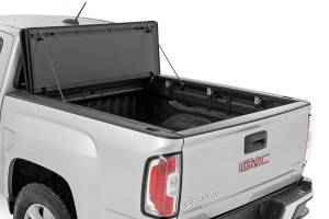 Rough Country - Rough Country Hard Tri-Fold Flip Up Bed Cover - 5' Bed - Chevy/GMC Canyon/Colorado (15-23) - 49120500 - Image 2