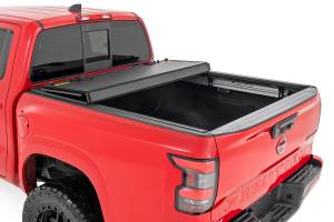 Rough Country - Rough Country Hard Tri-Fold Flip Up Bed Cover 5' Bed Nissan Frontier 2WD/4WD (22-24) - 49520551A - Image 3