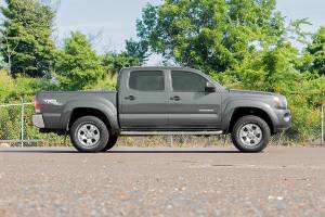 Rough Country - Rough Country 2 Inch leveling Kit - Aluminum - Toyota Tacoma 2WD/4WD (2005-2023) - 744 - Image 2