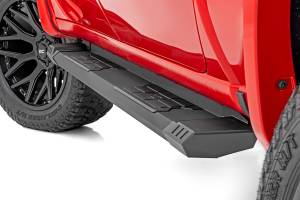 Rough Country HD2 Aluminum Running Boards - Crew Cab - Ram 1500 (19-25)/1500 TRX (21-24) - SRB01950A